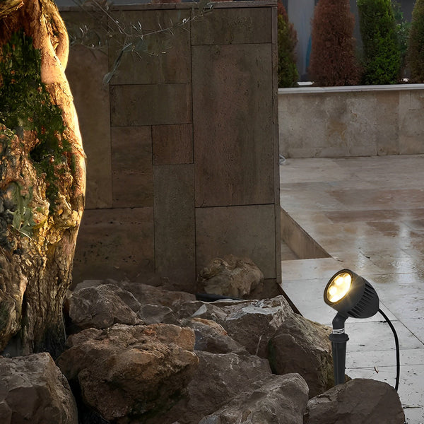 Adjustable Outdoor Spotlight Ha082614
