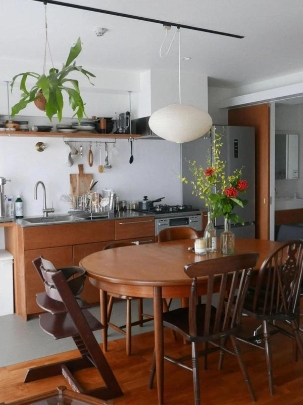 akari-oval-pendant-light