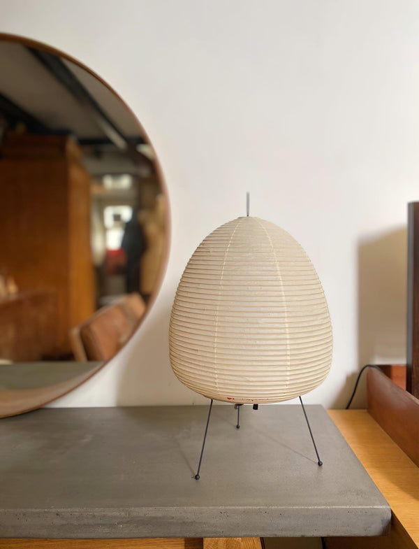 akari-table-lamp