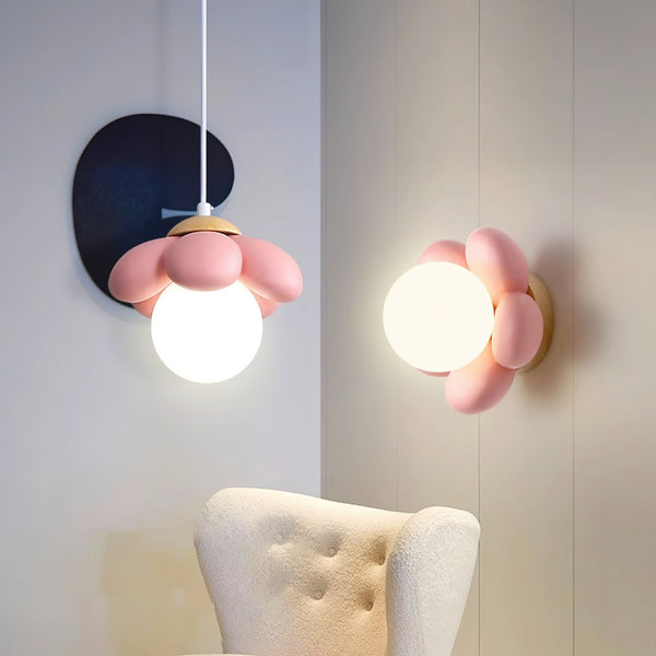 Bloom Flower Wall Lamp
