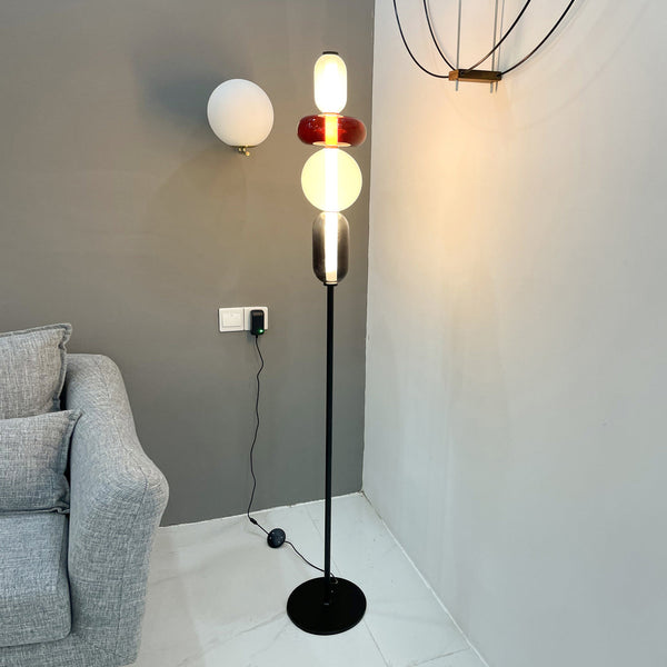 stained-glass-floor-lamp