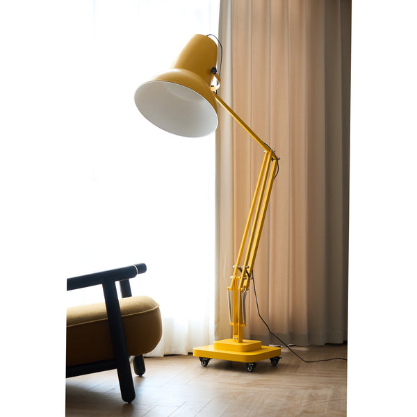 giant-floor-lamp