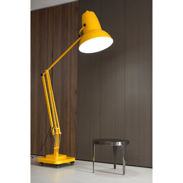 giant-floor-lamp