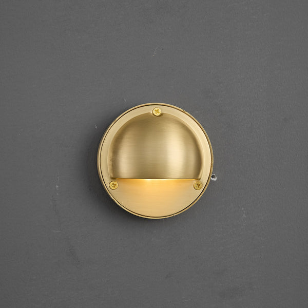 hardy-wall-lamp