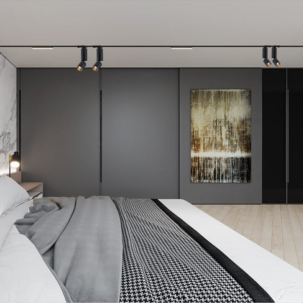 Long rotating spotlight