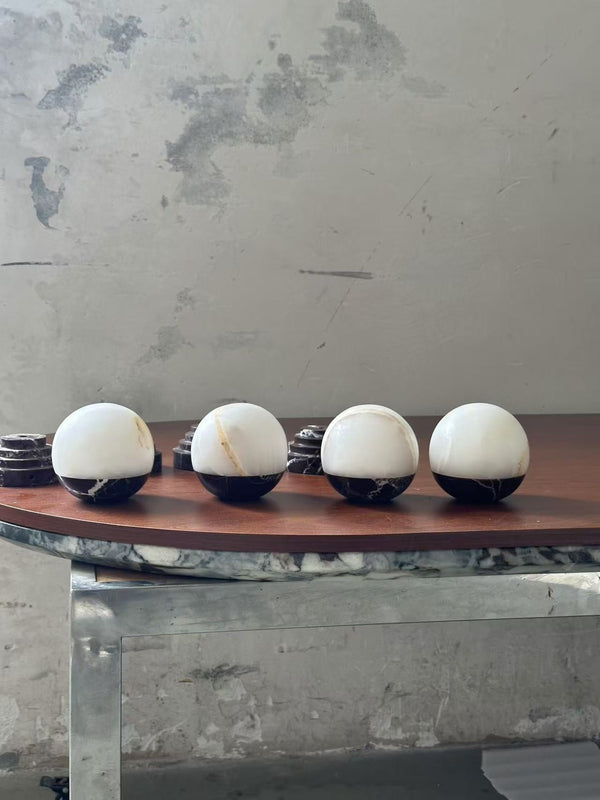 lunar-marble-table-lamp