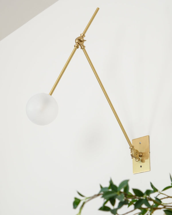 Magari Wall Lamp