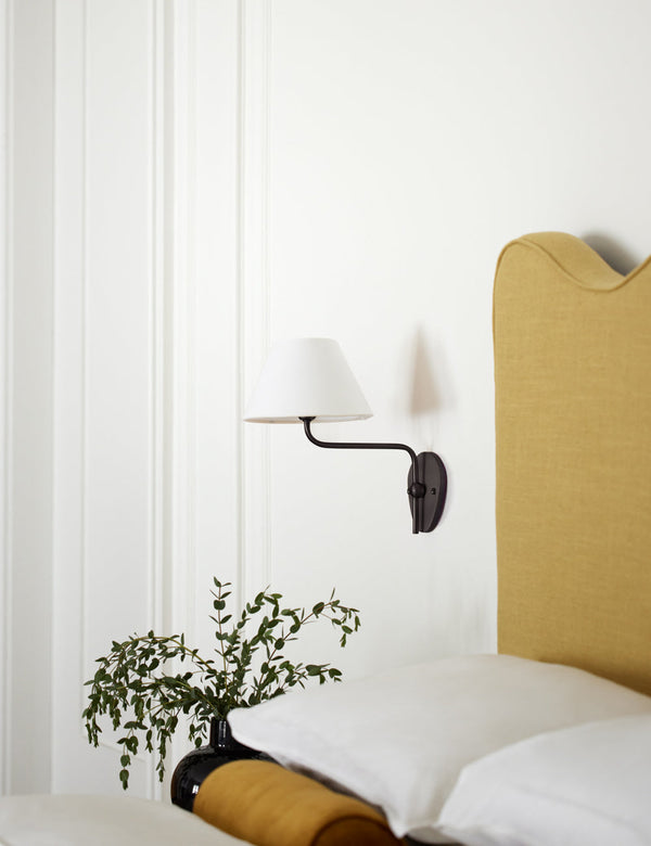 magdalene-wall-lamp