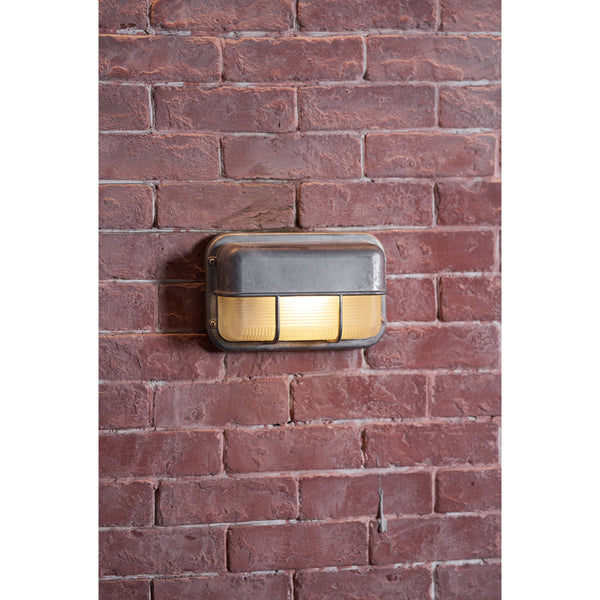 marine-outdoor-sconce