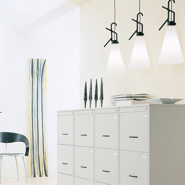 mayday-table-lamp