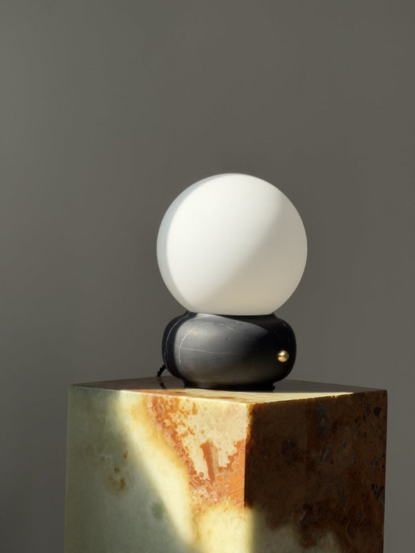 naga-table-lamp