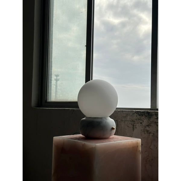naga-table-lamp