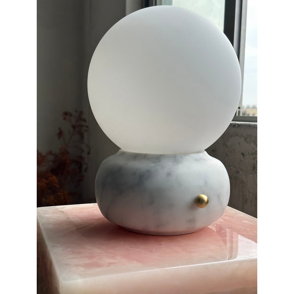 naga-table-lamp