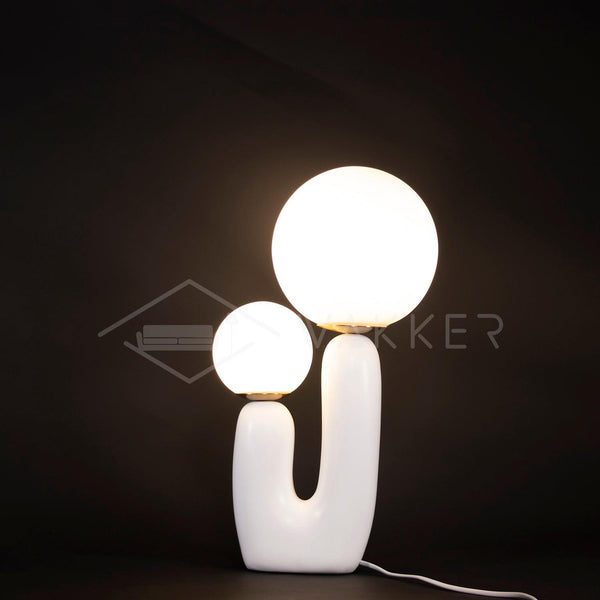 Oo_Smooth_Table_Lamp