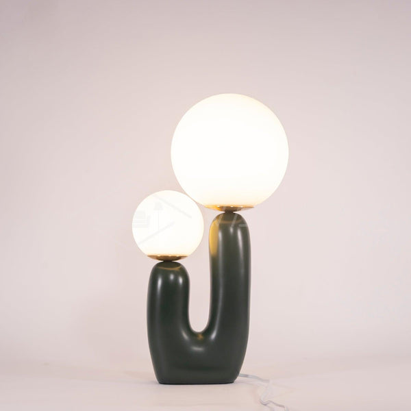 Oo_Smooth_Table_Lamp