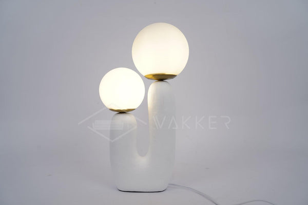 Oo_Rough_Table_Lamp