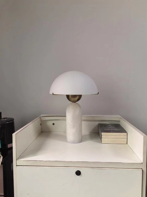 peono-table-lamp