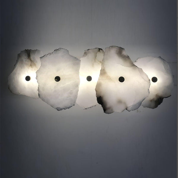 Petra Wall Lamp