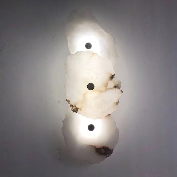 Petra Wall Lamp