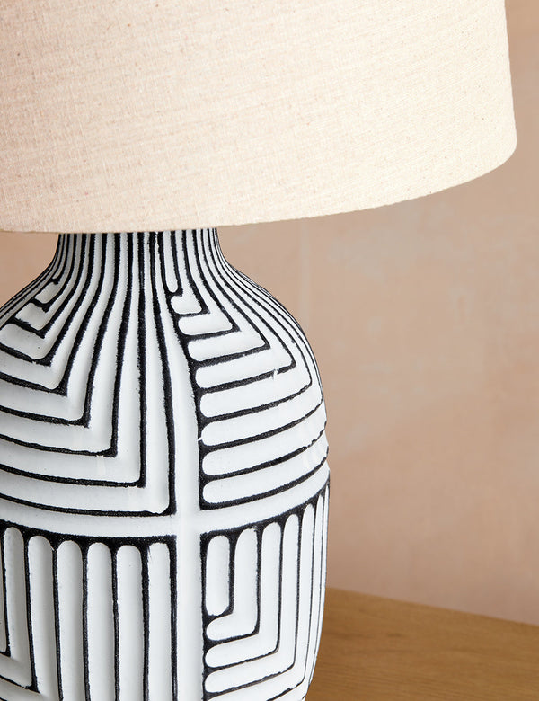 pontarelli-table-lamp