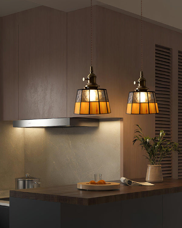 stained-glass-pendant-light