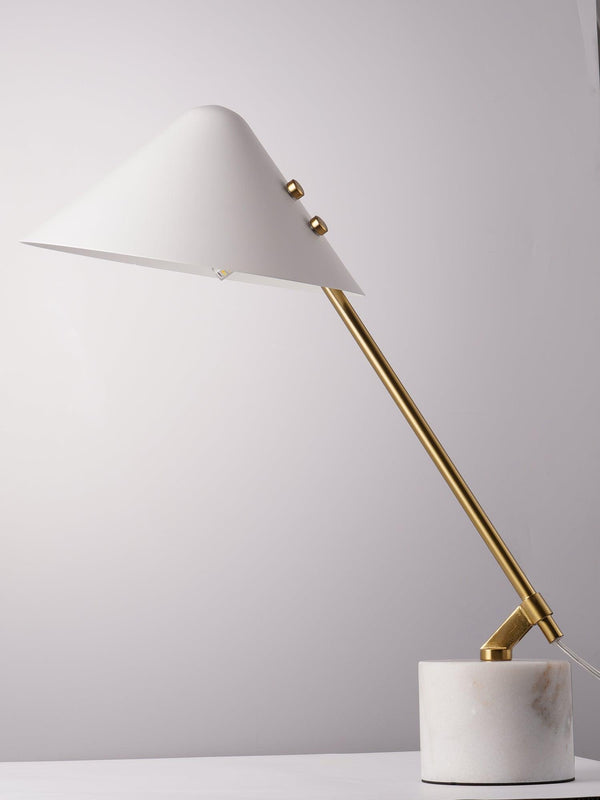Small_Hat_Table_Lamp