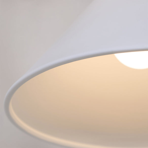 thetford-wall-lamp