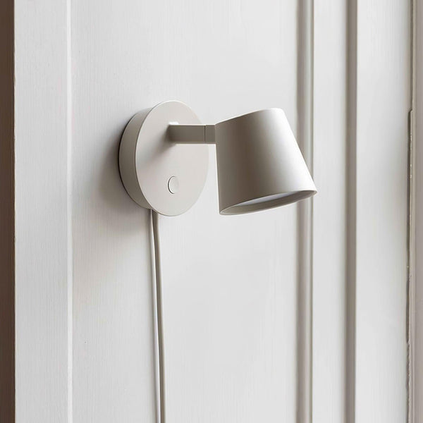 Tip Plug In Wall Lamp