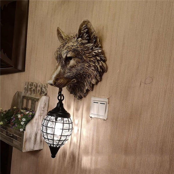 wolf-head-wall-lamp