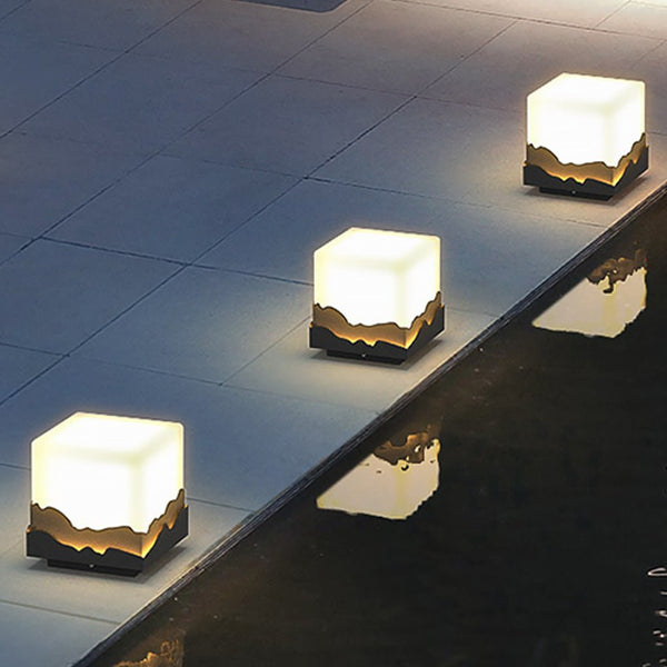 Outdoor Fence Post Light Solar Waterproof Led Mountains Peaks Landscape Decorative Lighting