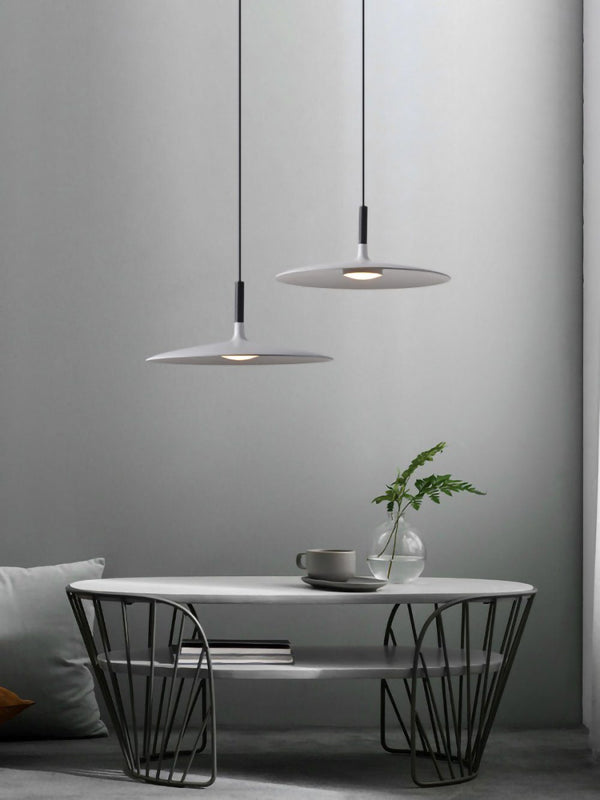 Aplomb Pendant light
