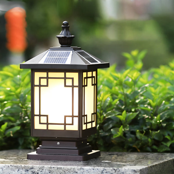 Retro Grilles Solar Fence Post Light Ha080730