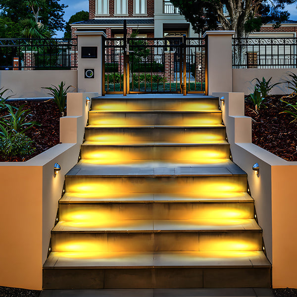 Waterproof Dc24V Triangle Outdoor Deck Step Light