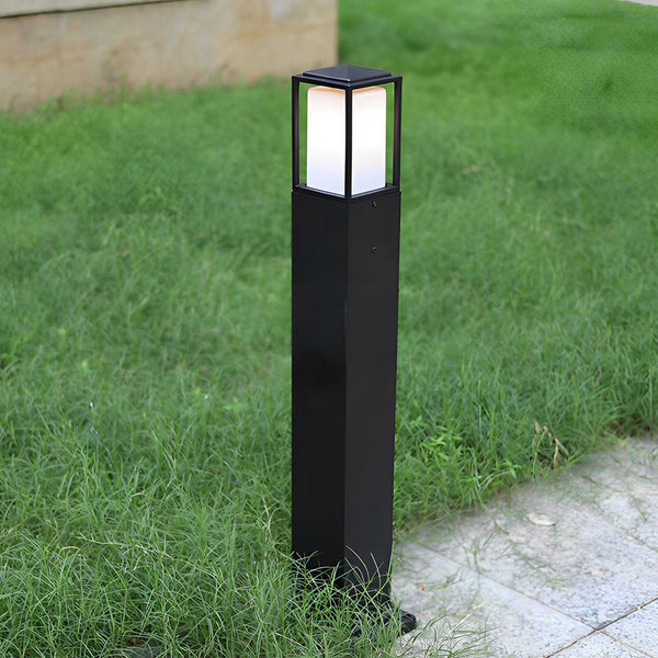Black Outdoor Pathway Light Ha092680