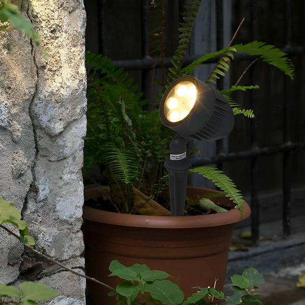 Adjustable Outdoor Spotlight Ha082614
