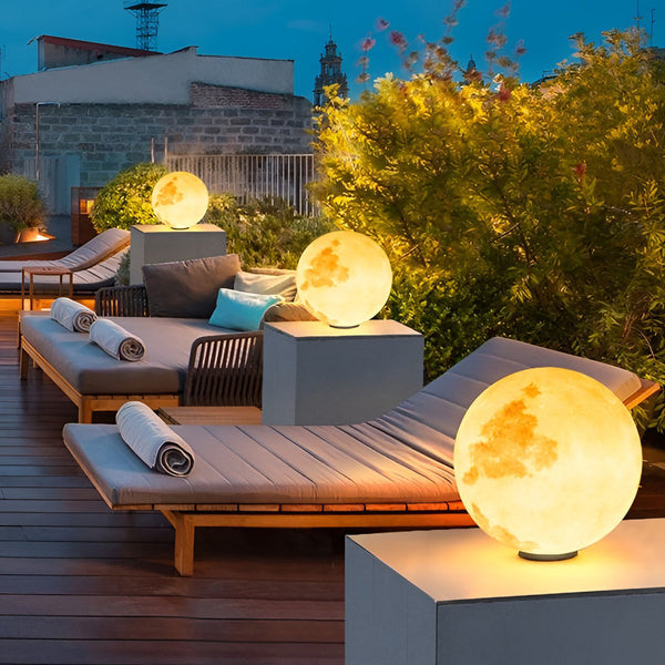 Moon Modern Solar Post Light Li001959