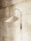arum-wall-lamp