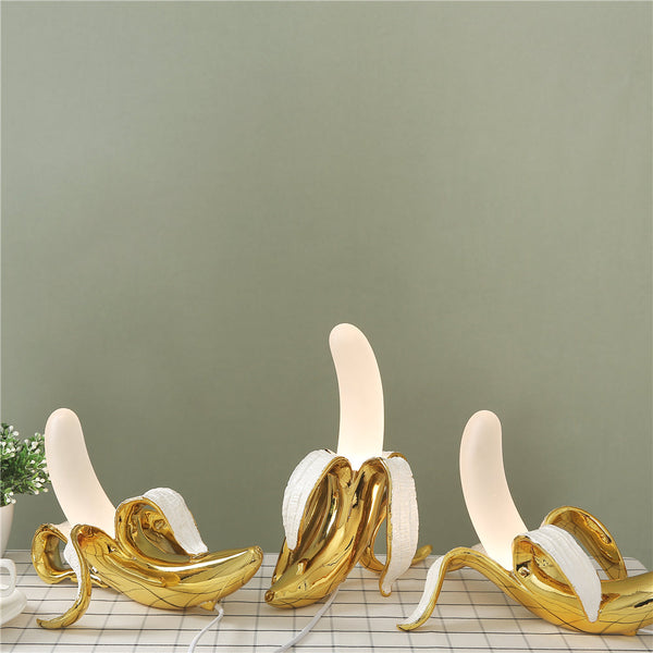 banana-table-lamp