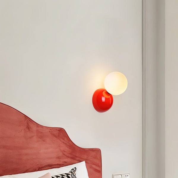 dalila-wall-lamp
