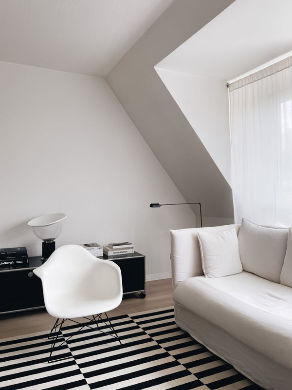 daphine-floor-lamp