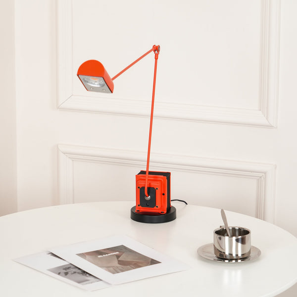 daphine-table-lamp