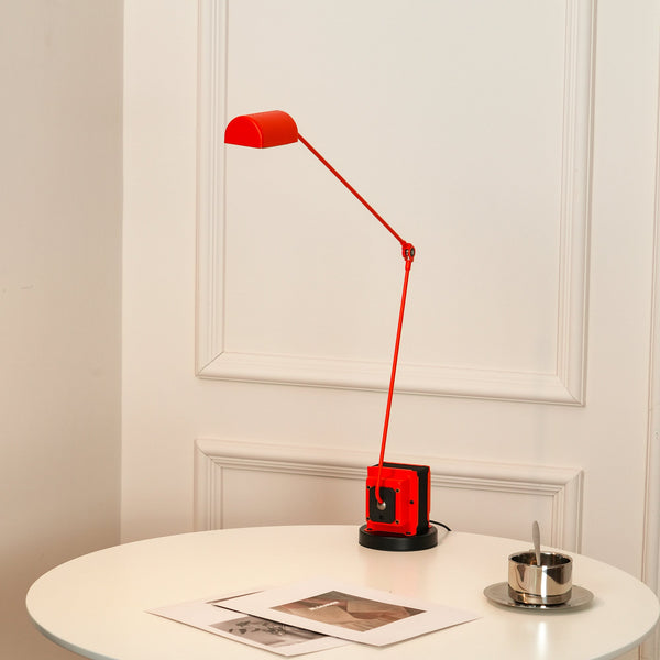 daphine-table-lamp