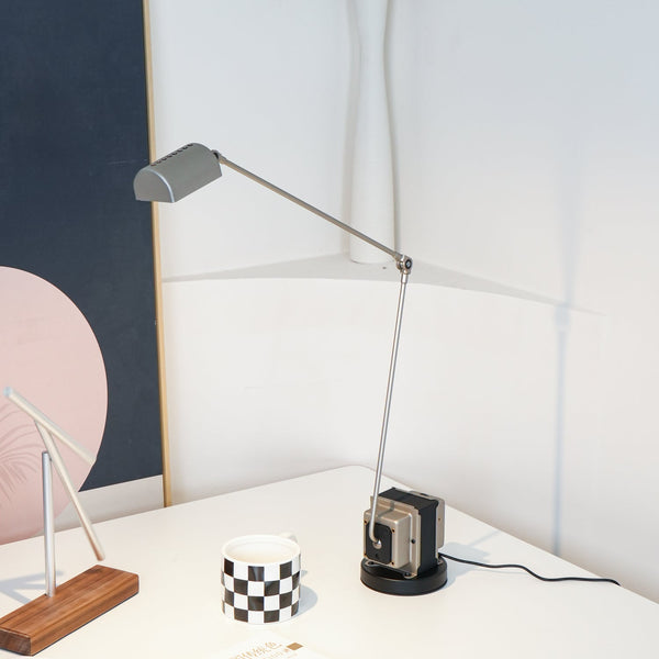 daphine-table-lamp