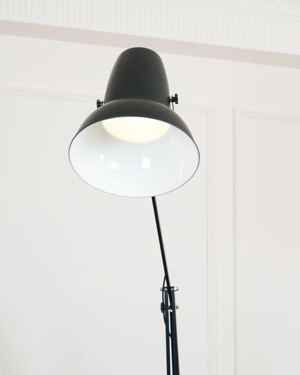 giant-floor-lamp