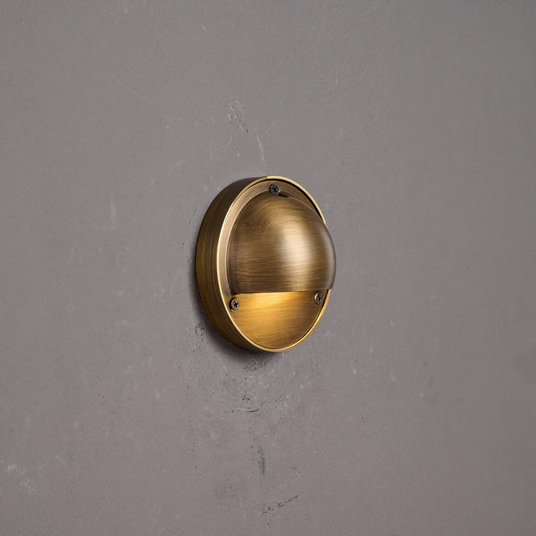 hardy-wall-lamp