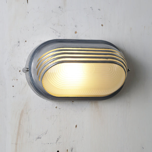 marine-outdoor-sconce