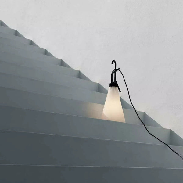 mayday-table-lamp