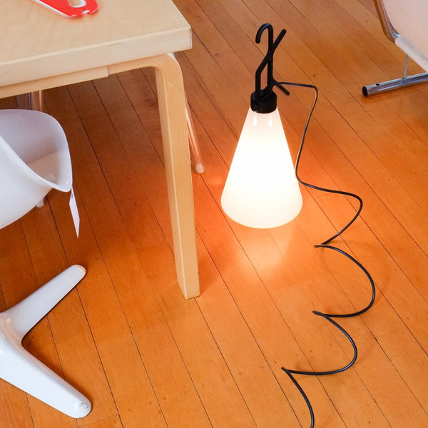mayday-table-lamp