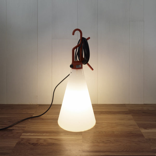 mayday-table-lamp