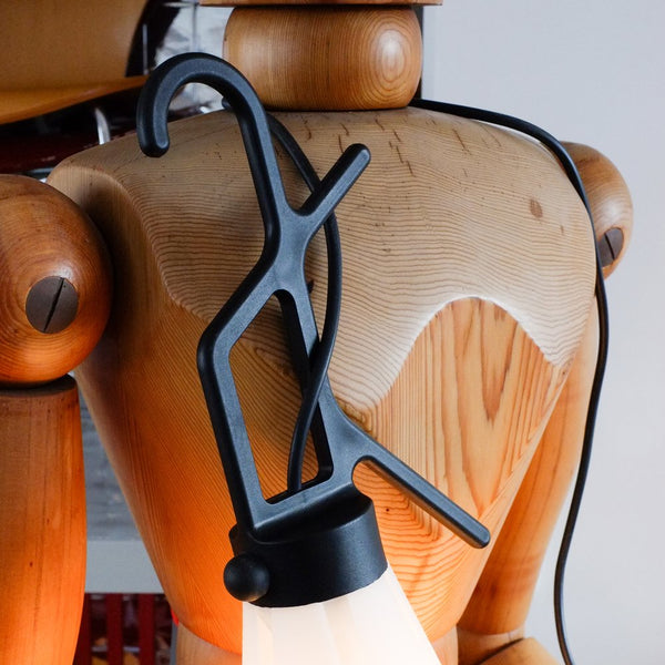 mayday-table-lamp